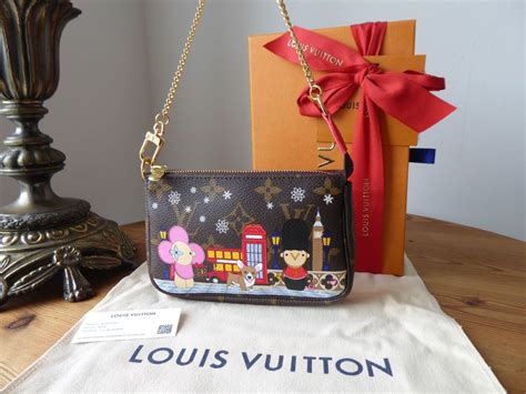 lv mini pochette christmas 2019|Louis Vuitton Mini Pochette reveal.